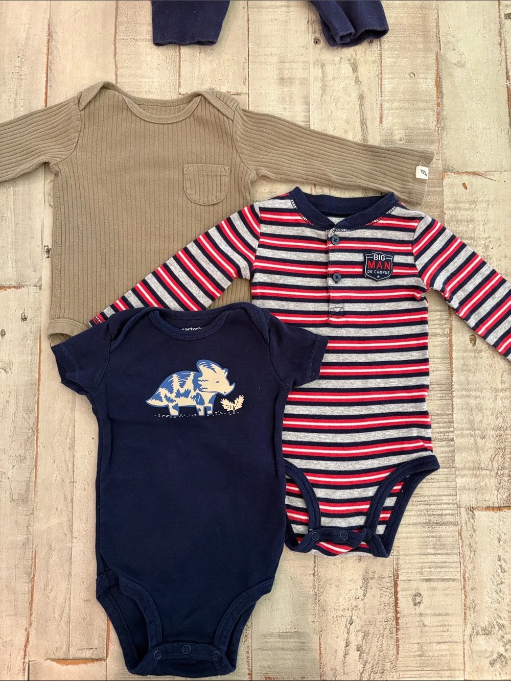 Carter’s 6 Piece 6-9 Months Baby Boys Bundle